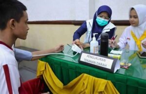 CKG Diperkuat untuk Cegah Penyakit Kronis Sejak Dini